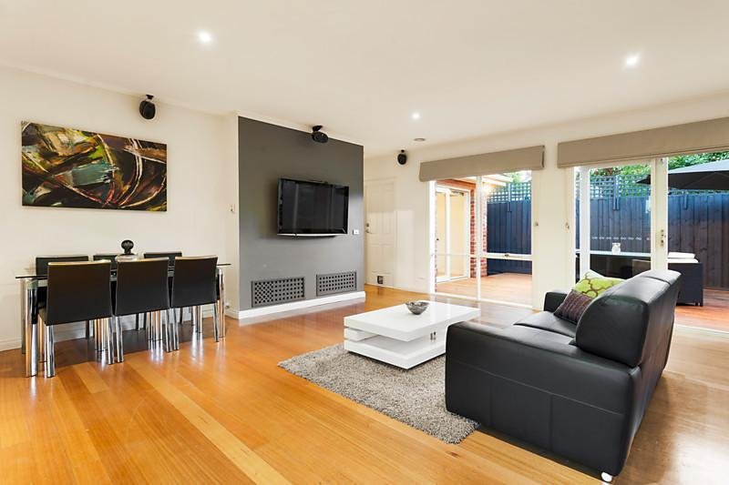 Gallery: 661a Hampton Street