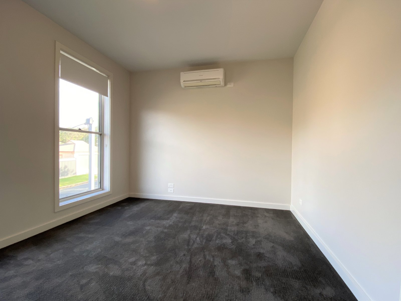 662 Holmwood Cross ALBURY 5