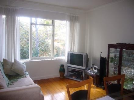 Gallery: 6/62 Lansdowne Road