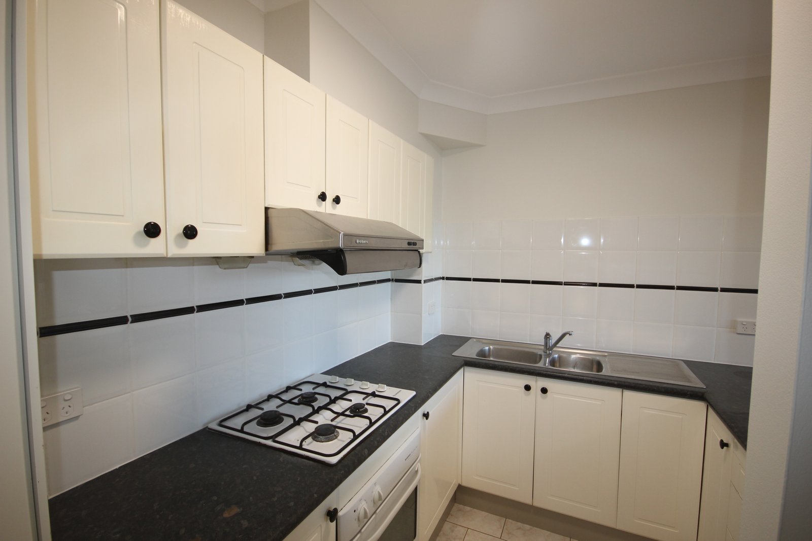 6/639 Princes Highway ROCKDALE 4