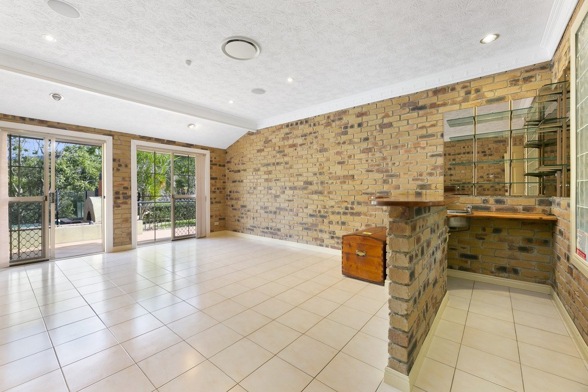 664 Currumbin Creek Road Currumbin Valley 30