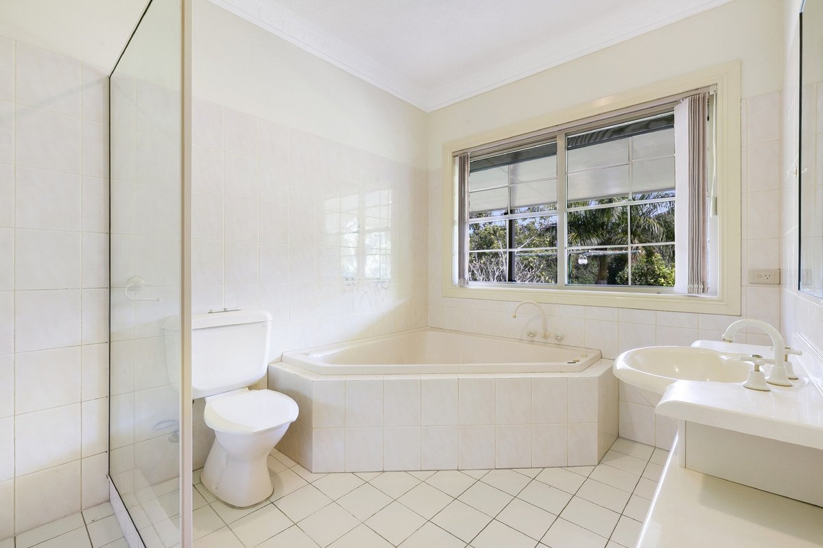 664 Currumbin Creek Road Currumbin Valley 33