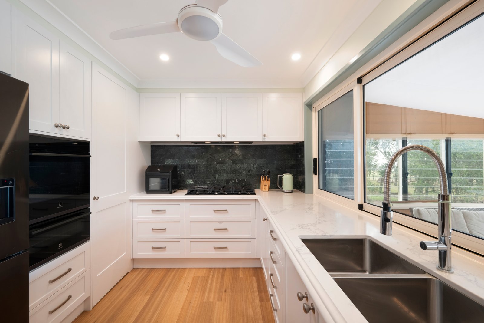 664 Old North Road ALLANDALE 7