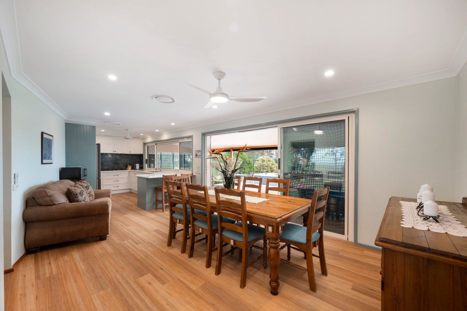 664 Old North Road ALLANDALE 9