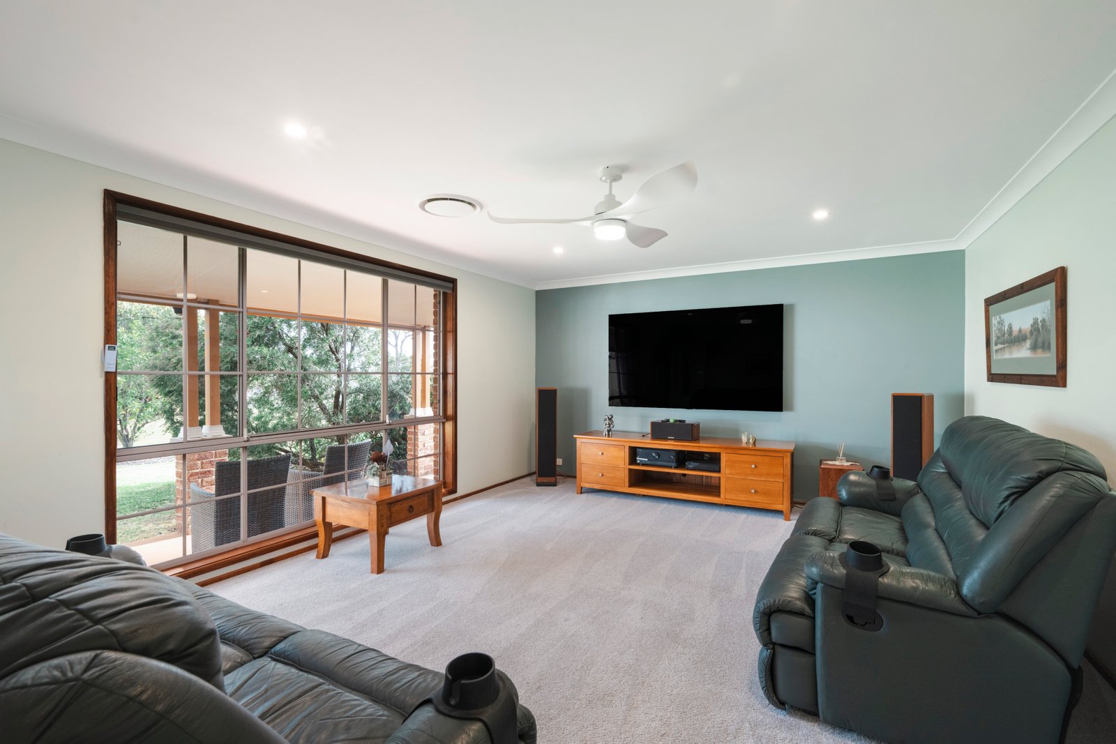 664 Old North Road ALLANDALE 11