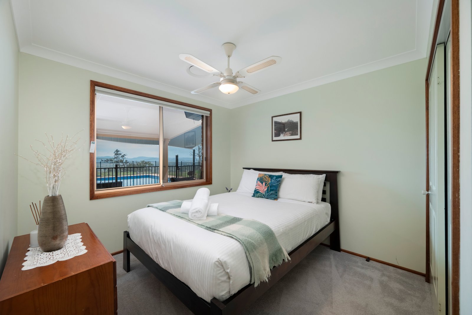 664 Old North Road ALLANDALE 13