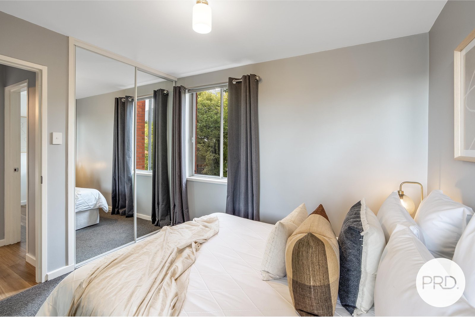 6/64 St Georges Terrace BATTERY POINT 12