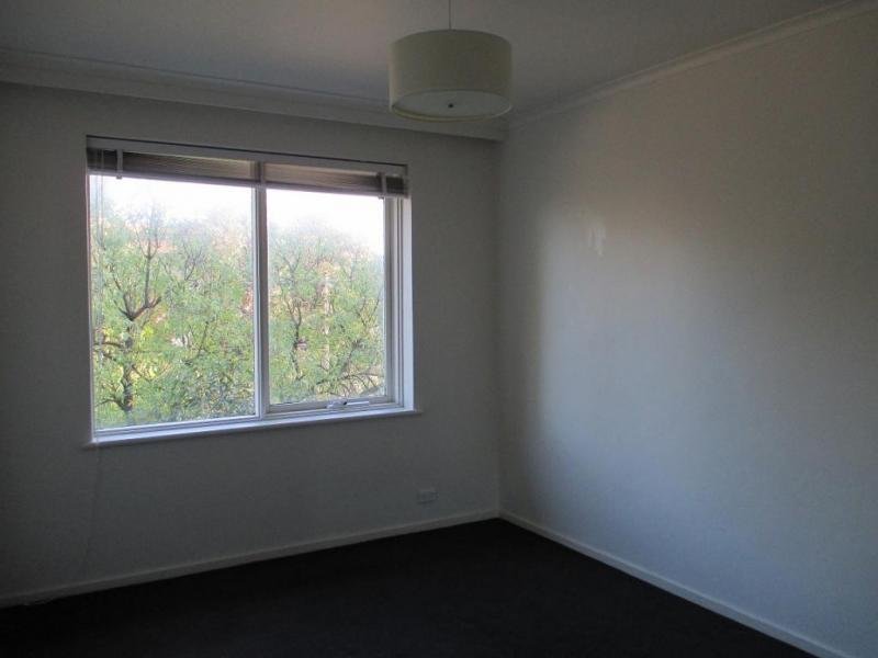 Gallery: 6/66 Park Street