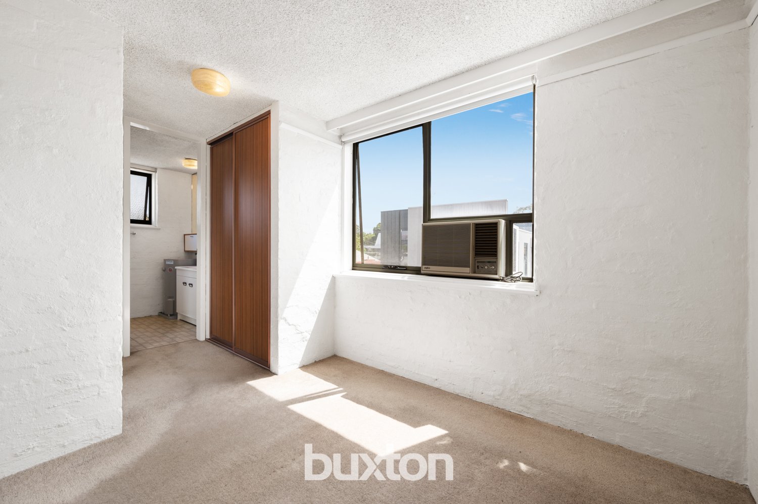 Gallery: 6/67 Lang Street