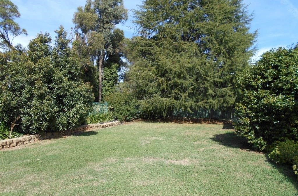 669 Old Tumbarumba Road, 'CRESTFIELD HOUSE'  BATLOW 19