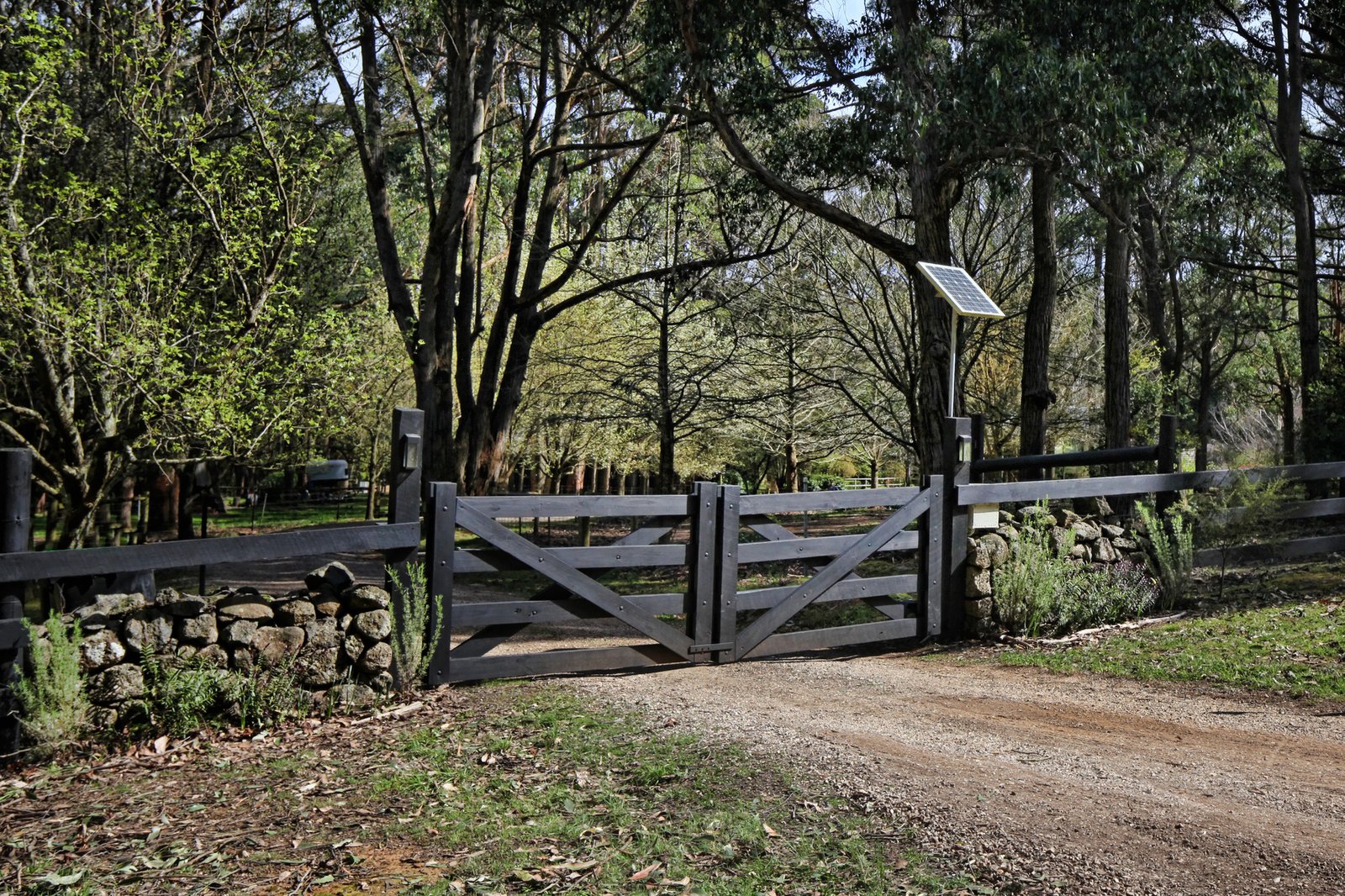 Real Estate and Property in 669 Sandy Creek Road, Riddells Creek, VIC