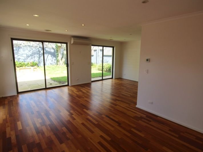 Gallery: 66A Thomas Street