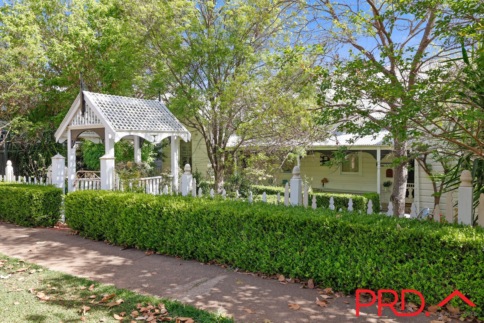 67-69 Upper Street EAST TAMWORTH 2