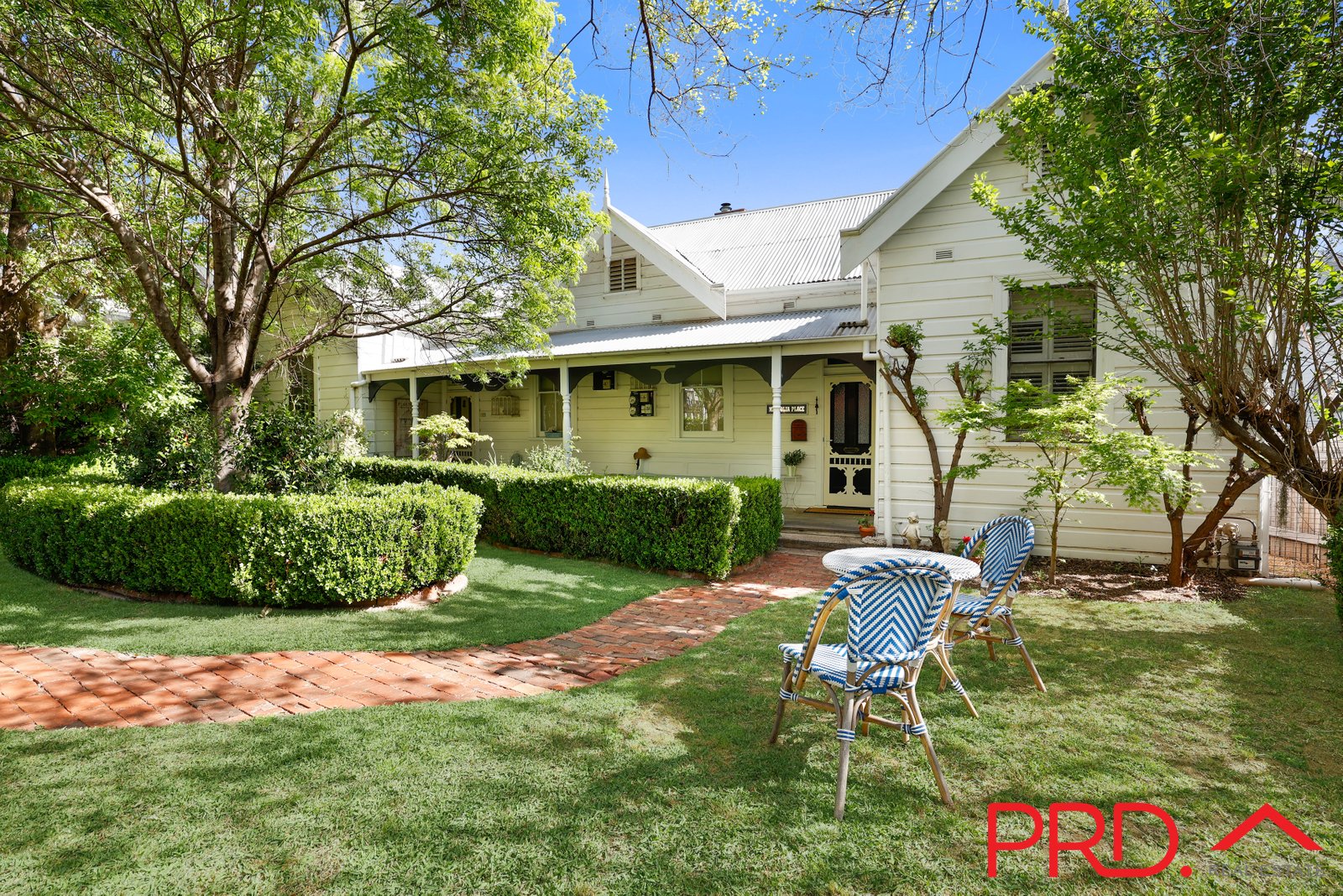 67-69 Upper Street EAST TAMWORTH 4