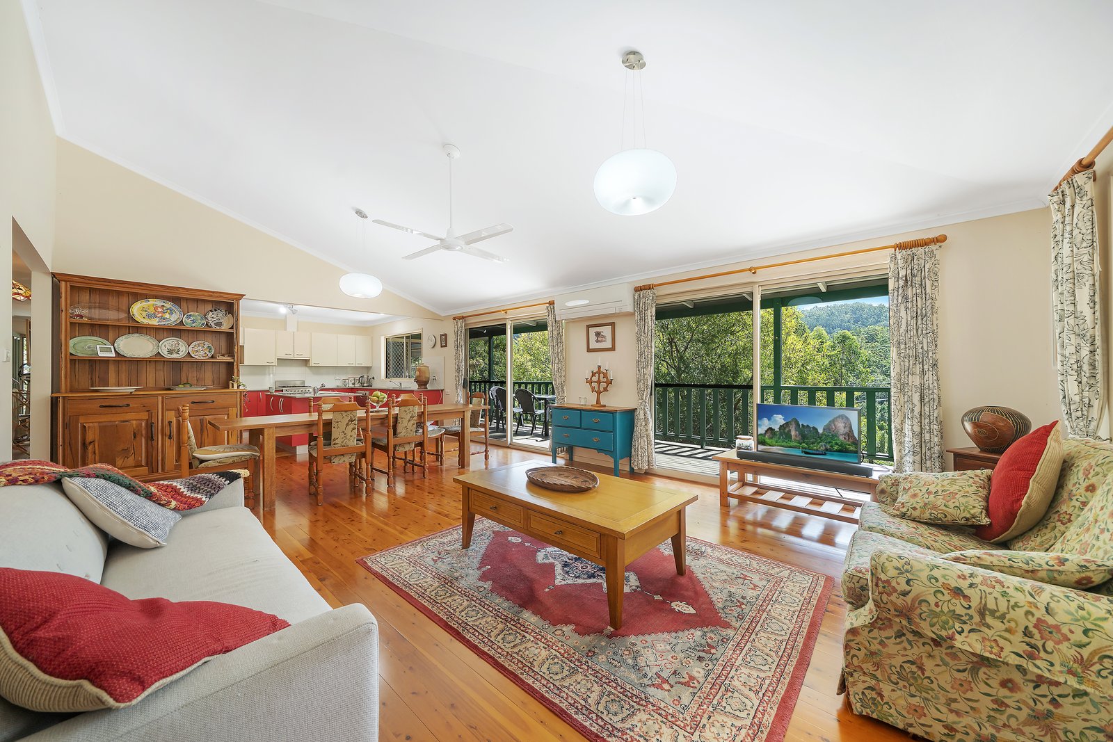 67 Albert Street KENDALL 4