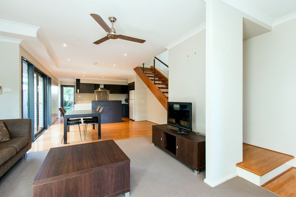 6/7 Bagot Street DJUGUN 17