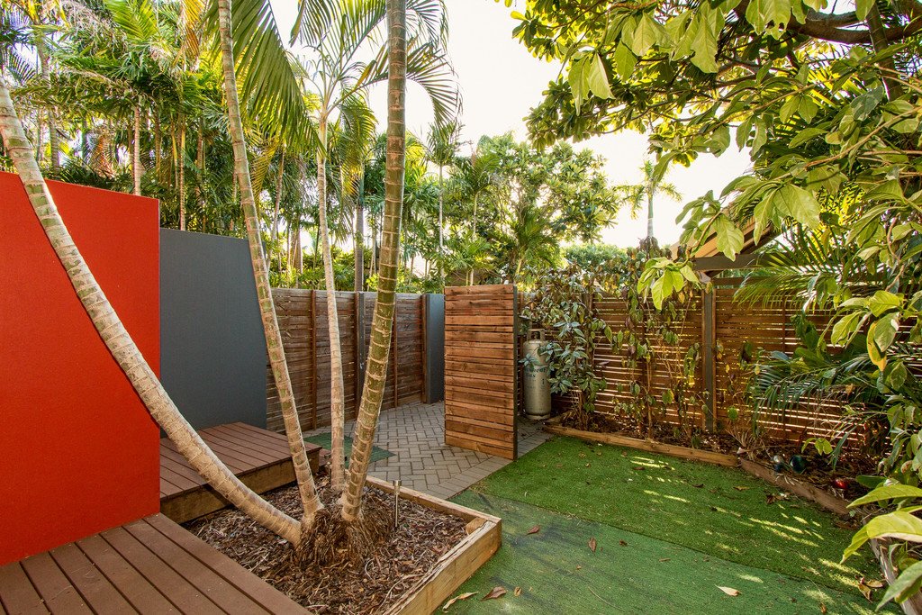 6/7 Bagot Street DJUGUN 21