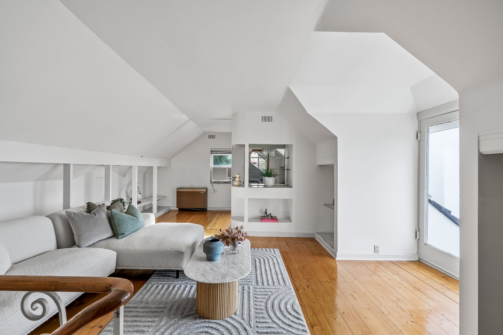 Real Estate and Property in 67 Castle Street, Eaglemont, VIC