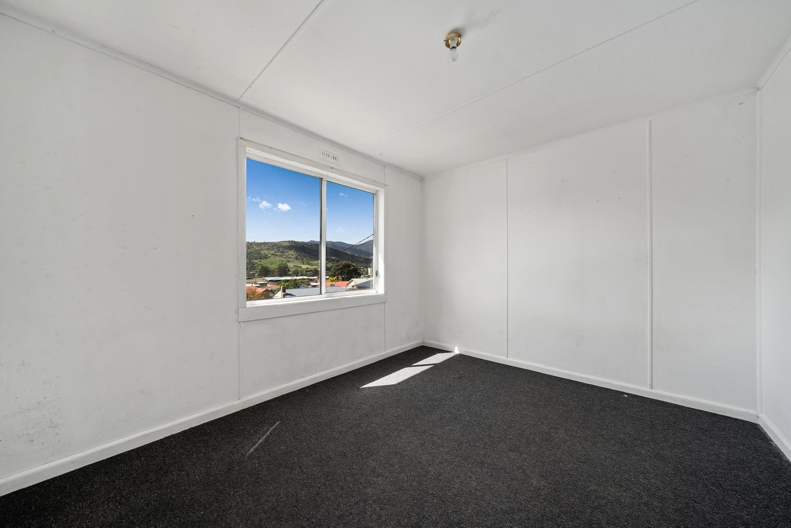 67 Charlotte Street NEW NORFOLK 7