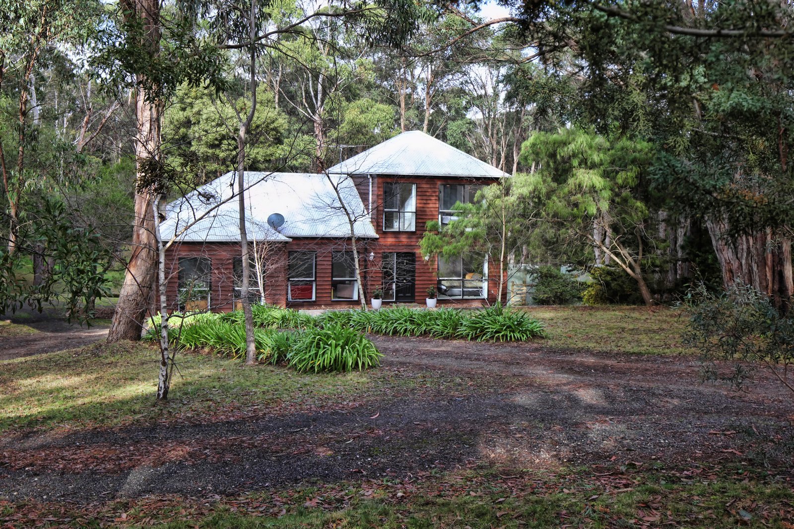 Real Estate and Property in 67 Ellandee Crescent, Macedon, VIC