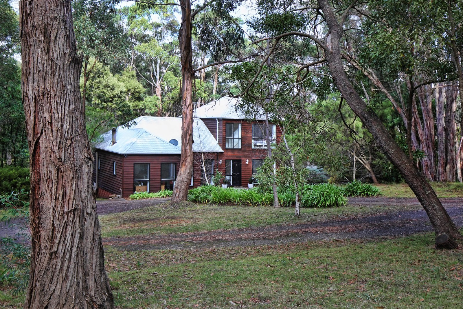 Real Estate and Property in 67 Ellandee Crescent, Macedon, VIC