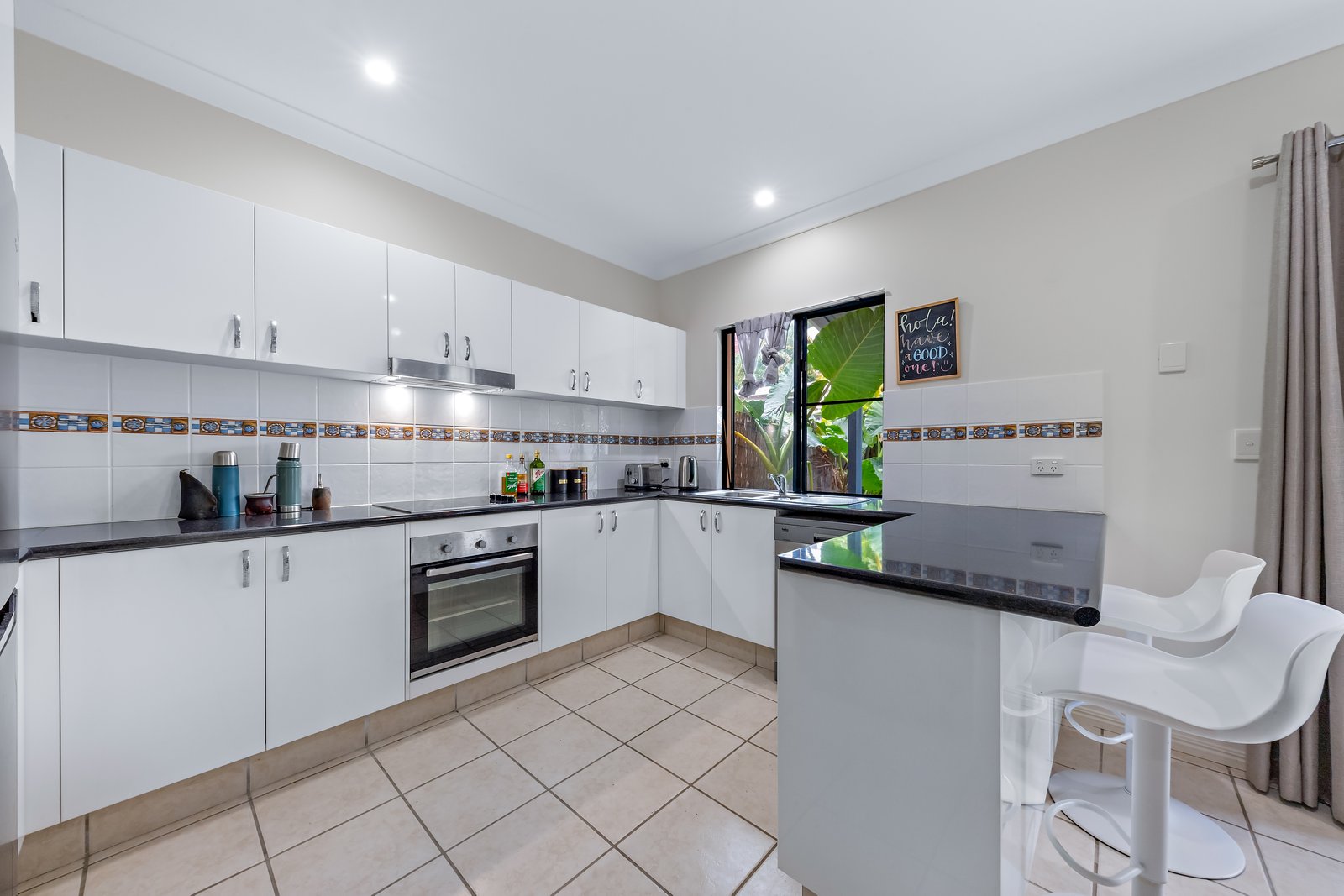 6/7 Erromango Drive JUBILEE POCKET 12