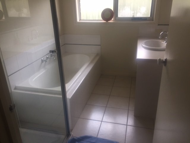 67 Faversham Avenue LAKE GARDENS 10