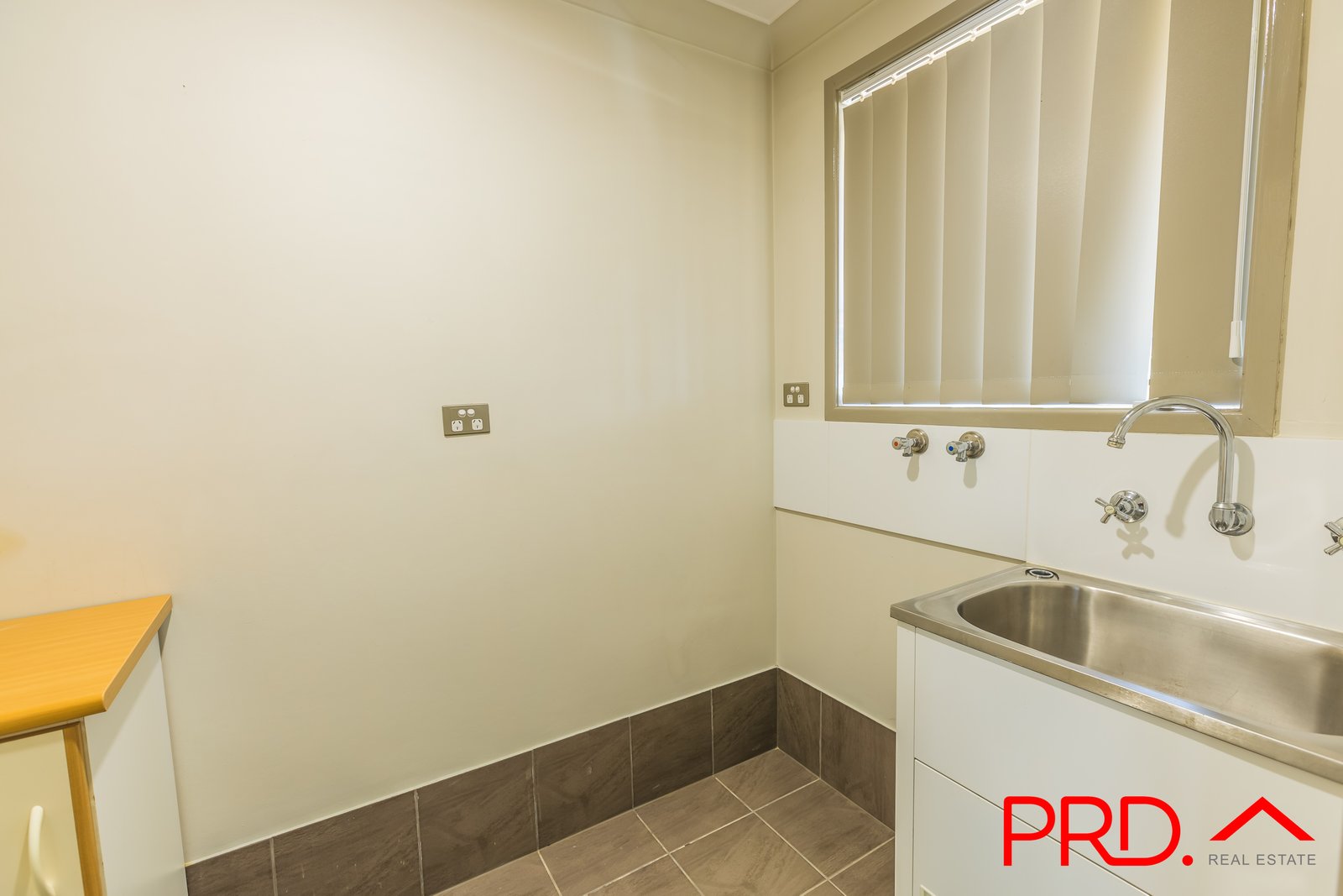 67 Glengarvin Drive TAMWORTH 9