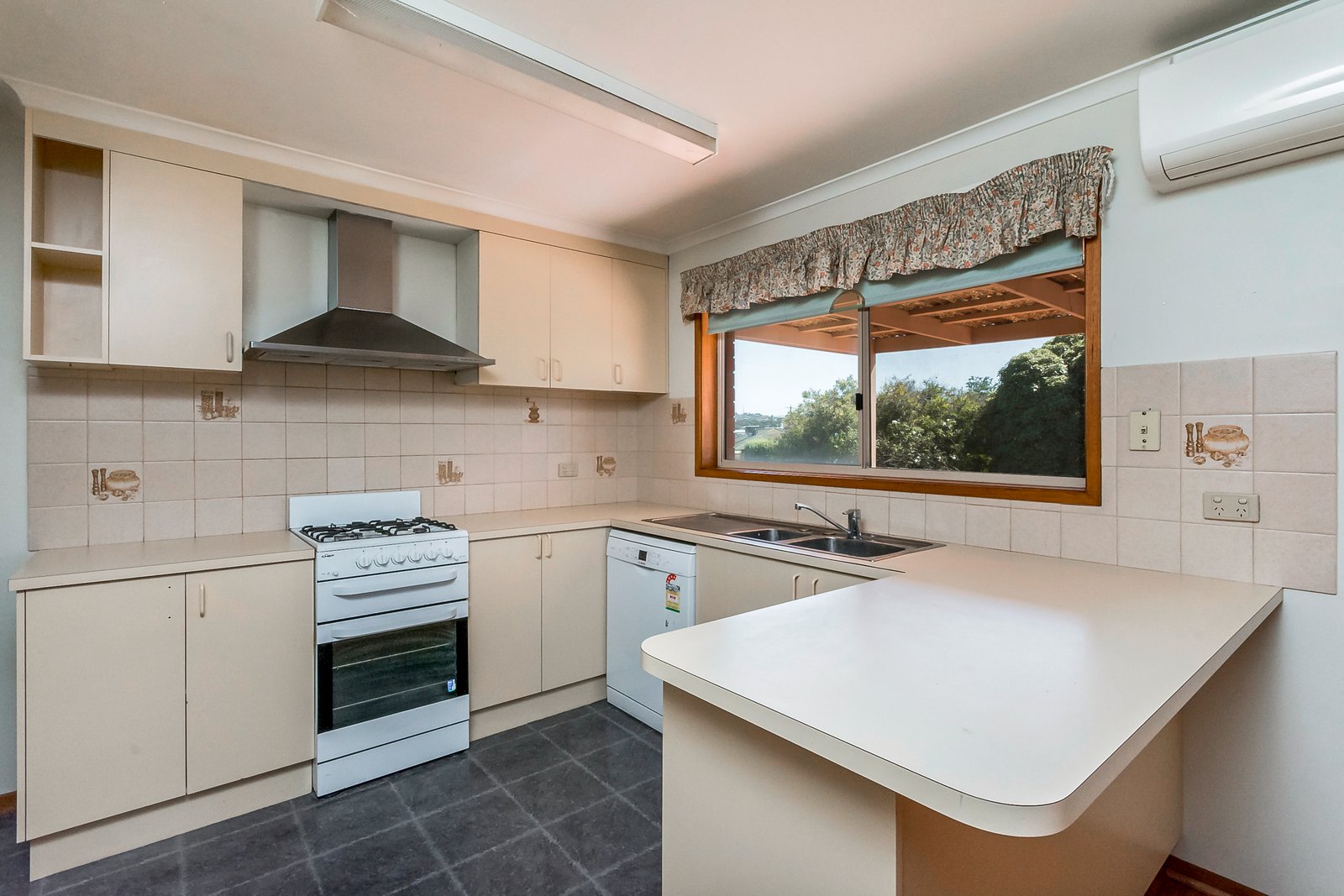 Gallery: 67 Gloucester Street