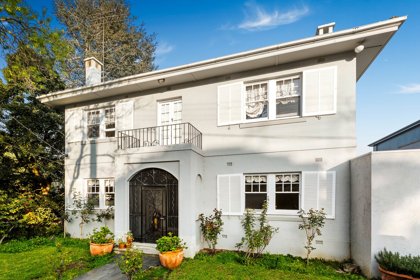 Real Estate and Property in 67 Hopetoun Road, Toorak, VIC