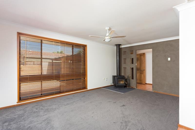 67 Huthwaite Street MOUNT AUSTIN 2