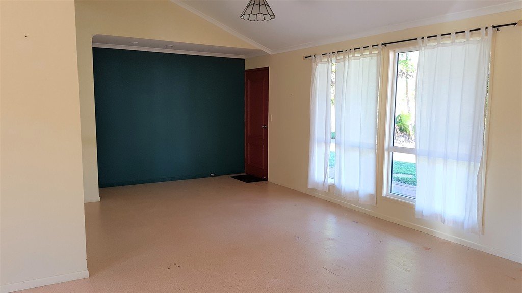 67 Janine Street BOORAL 14