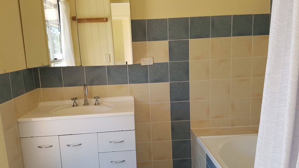 67 Janine Street BOORAL 20