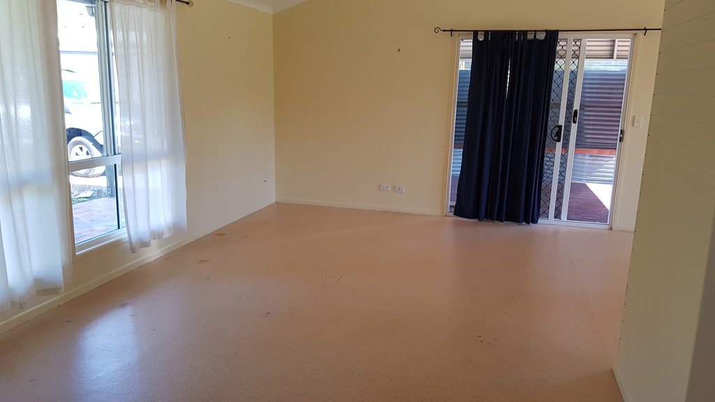 67 Janine Street BOORAL 21