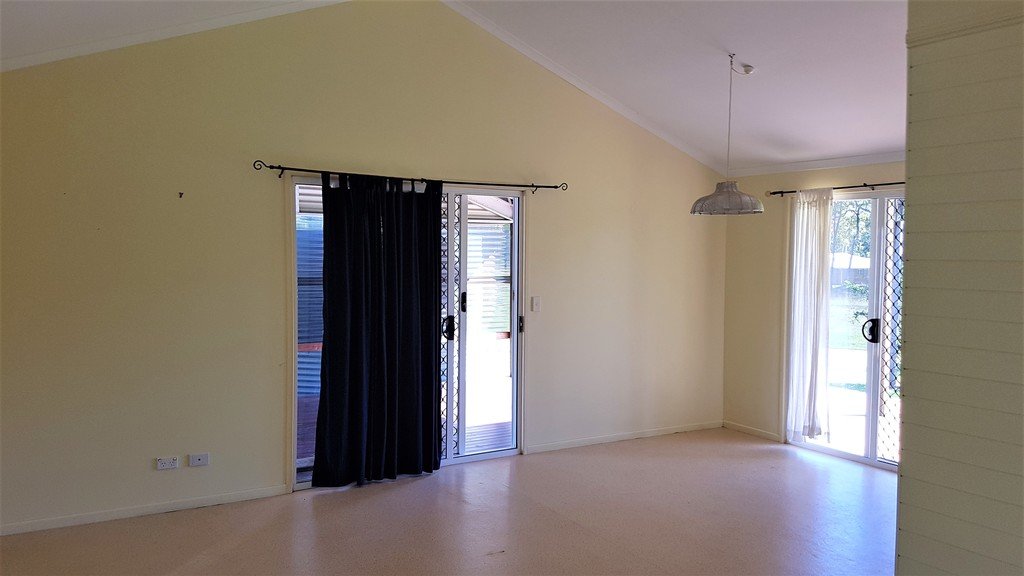 67 Janine Street BOORAL 22