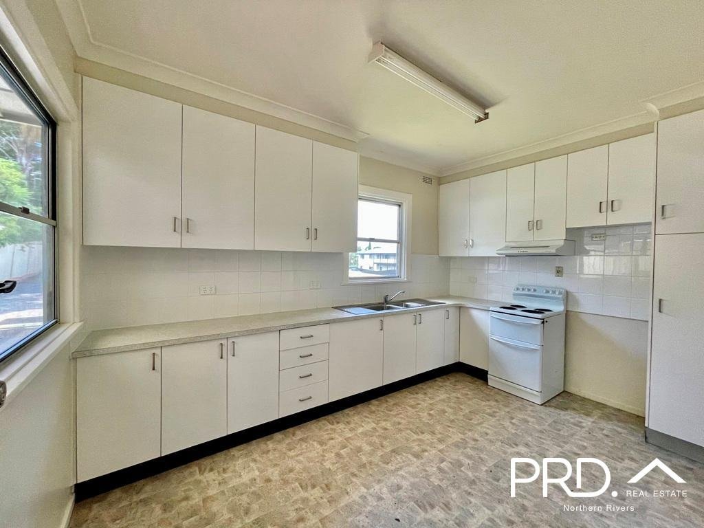 67 Lennox Street CASINO 13