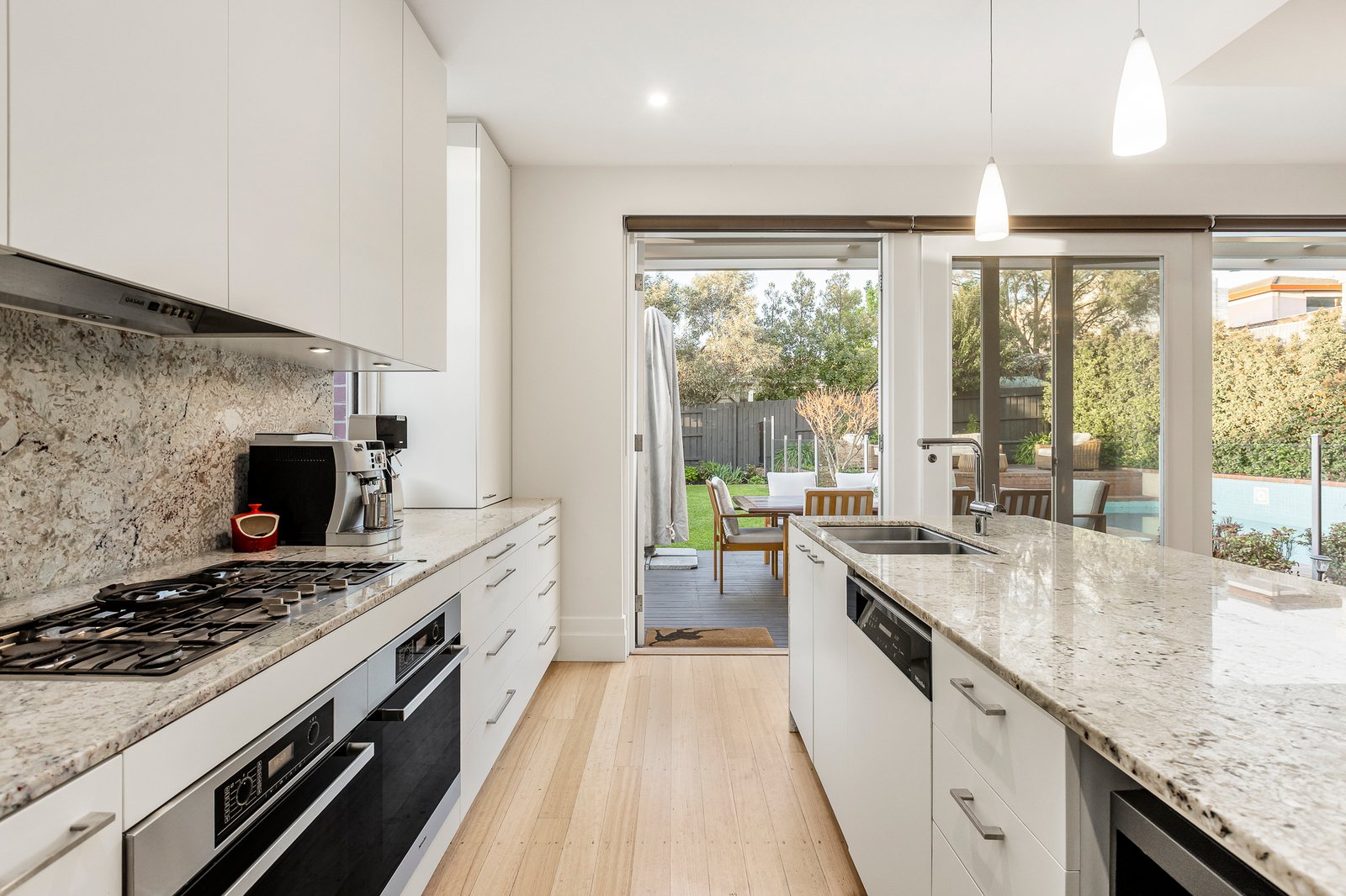 67 Leura Grove, Hawthorn East, 3123