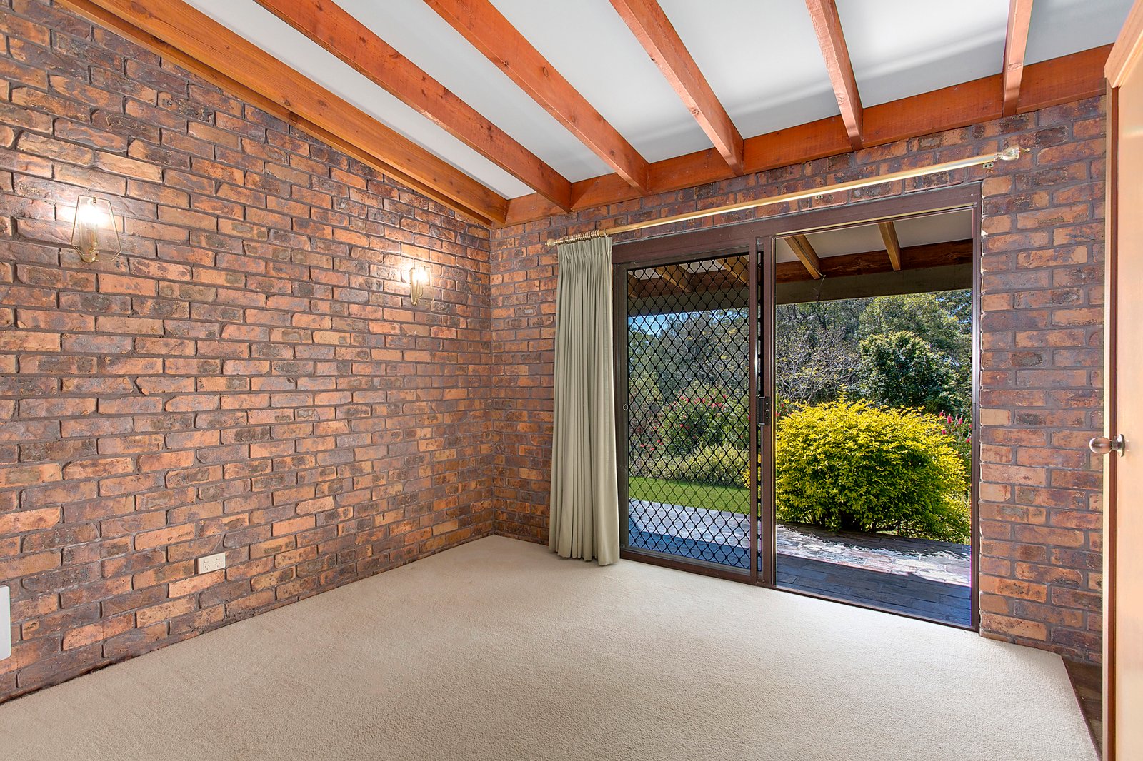 67 Lorne Road KENDALL 12