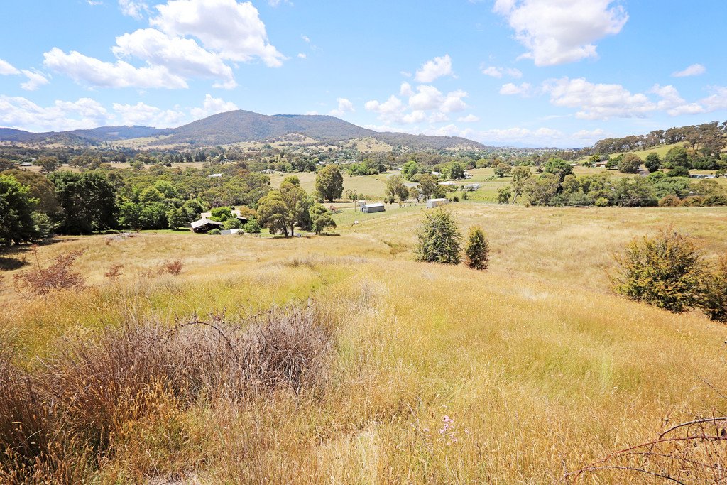 67  ( LOT 22) Bogong Street TUMBARUMBA 1
