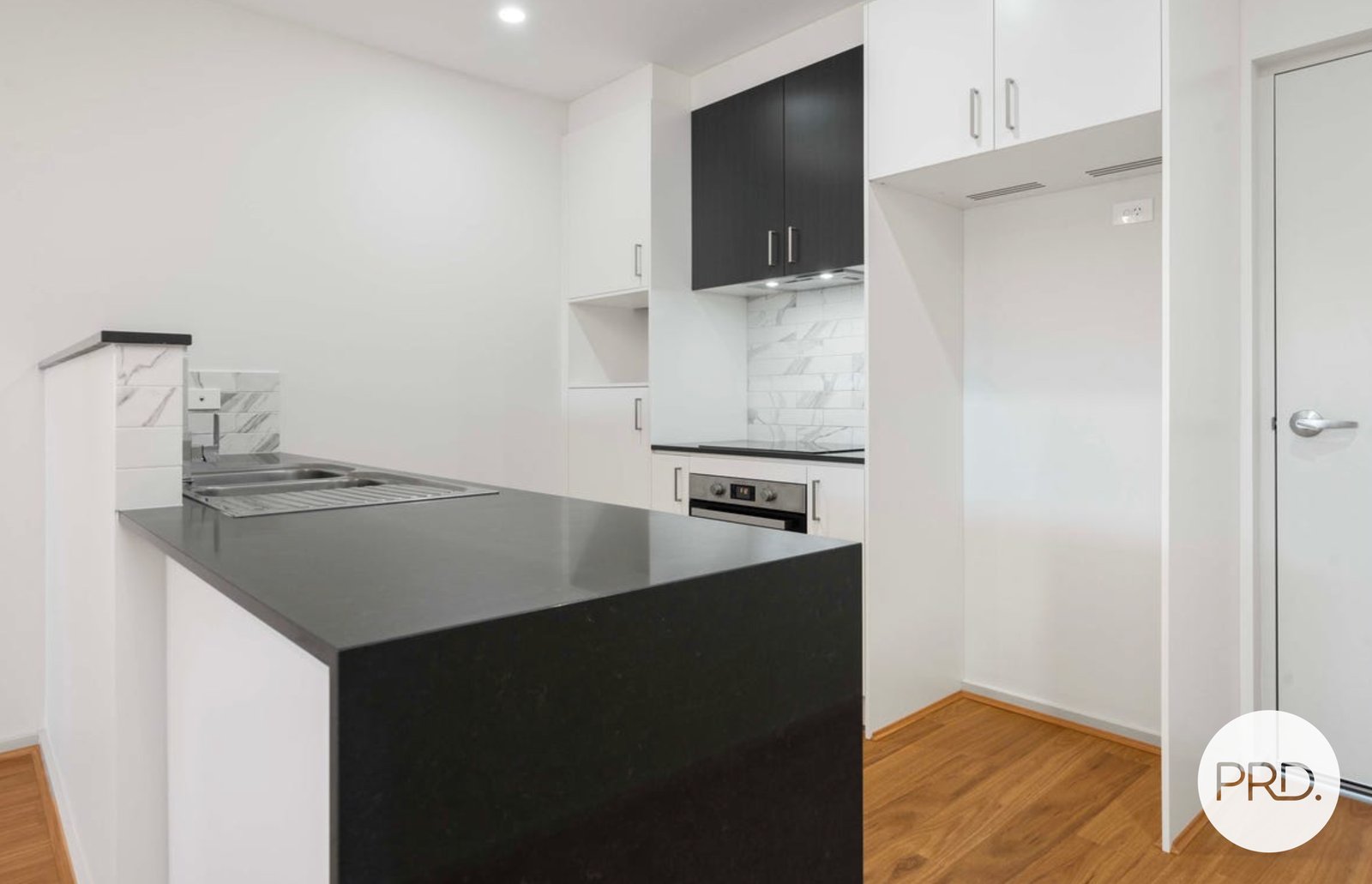 6/7 Lowrie Street DICKSON 5