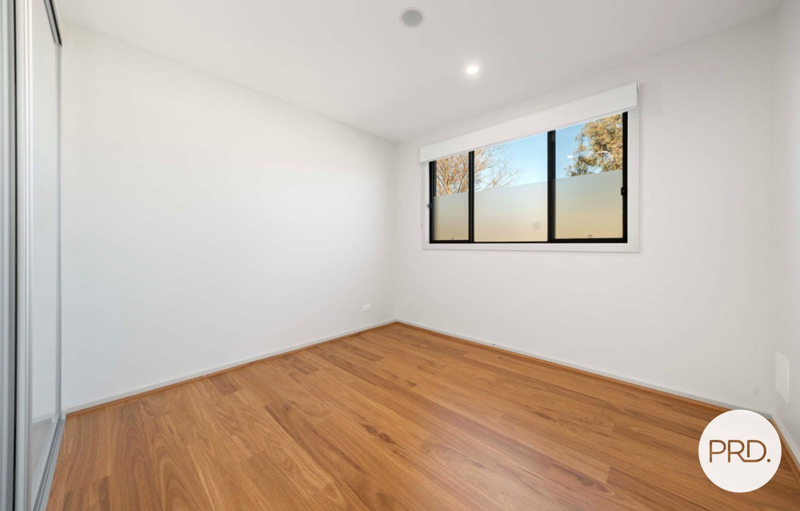 6/7 Lowrie Street DICKSON 9