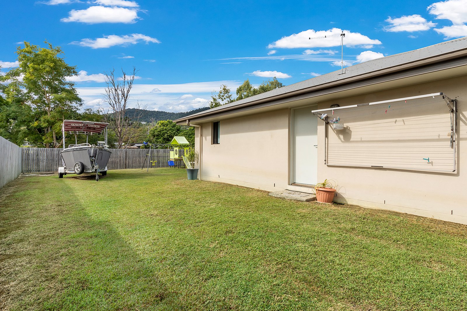 67 Macarthur Drive CANNONVALE 13