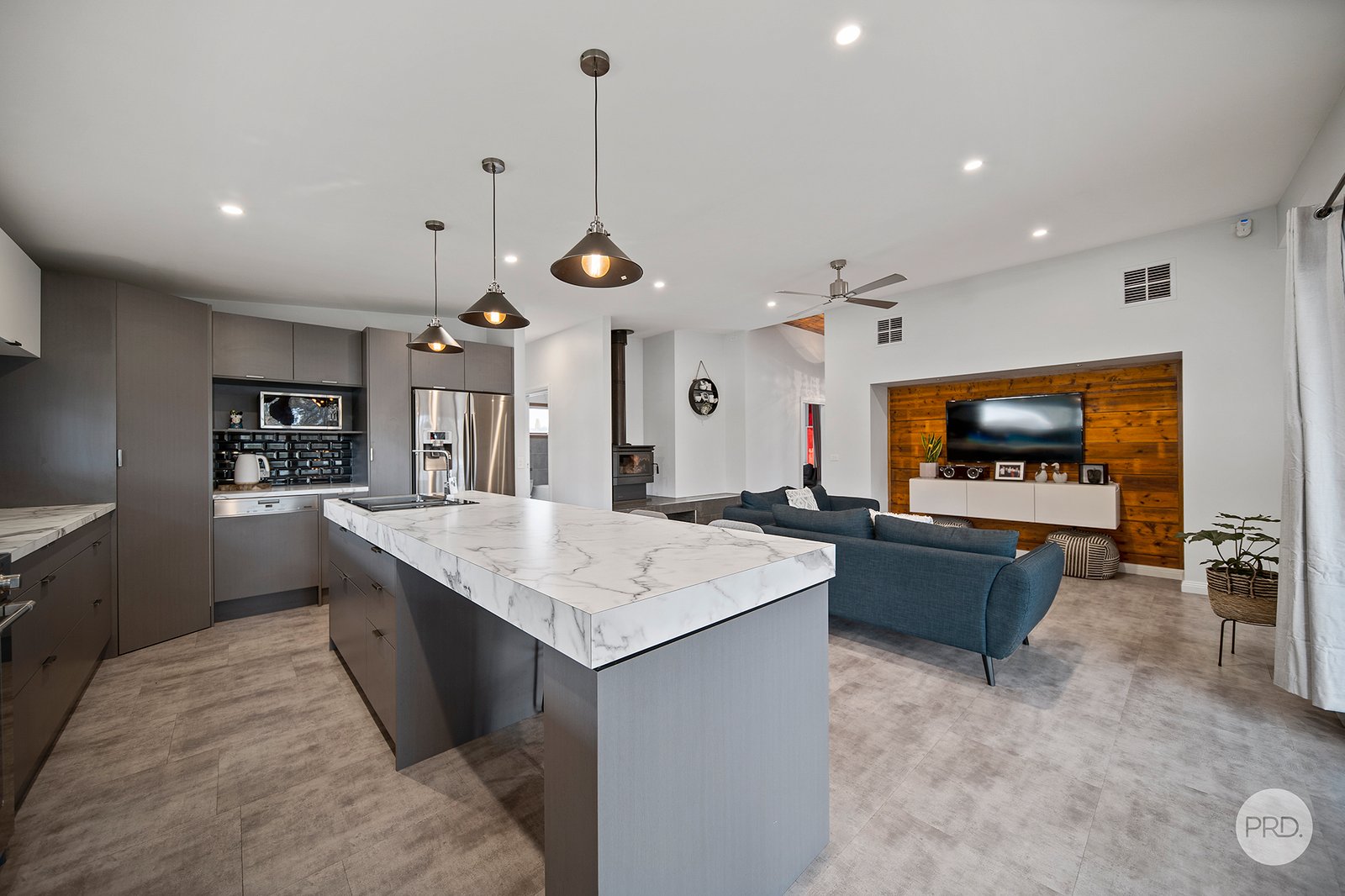 67 Mackenzie Street West  GOLDEN SQUARE 7