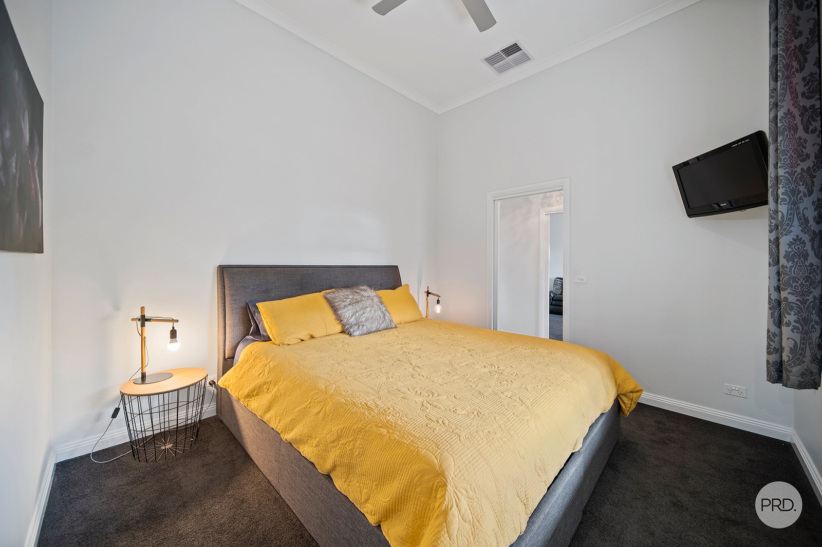 67 Mackenzie Street West  GOLDEN SQUARE 8