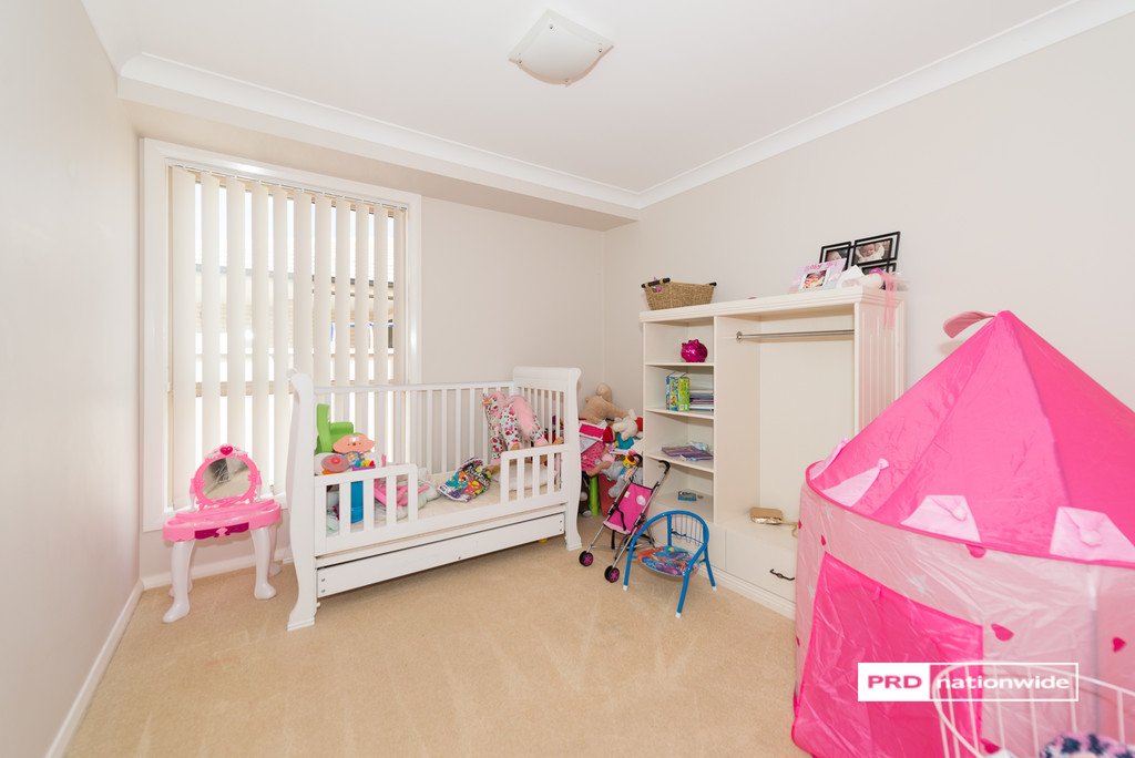 67 Manilla Road TAMWORTH 7