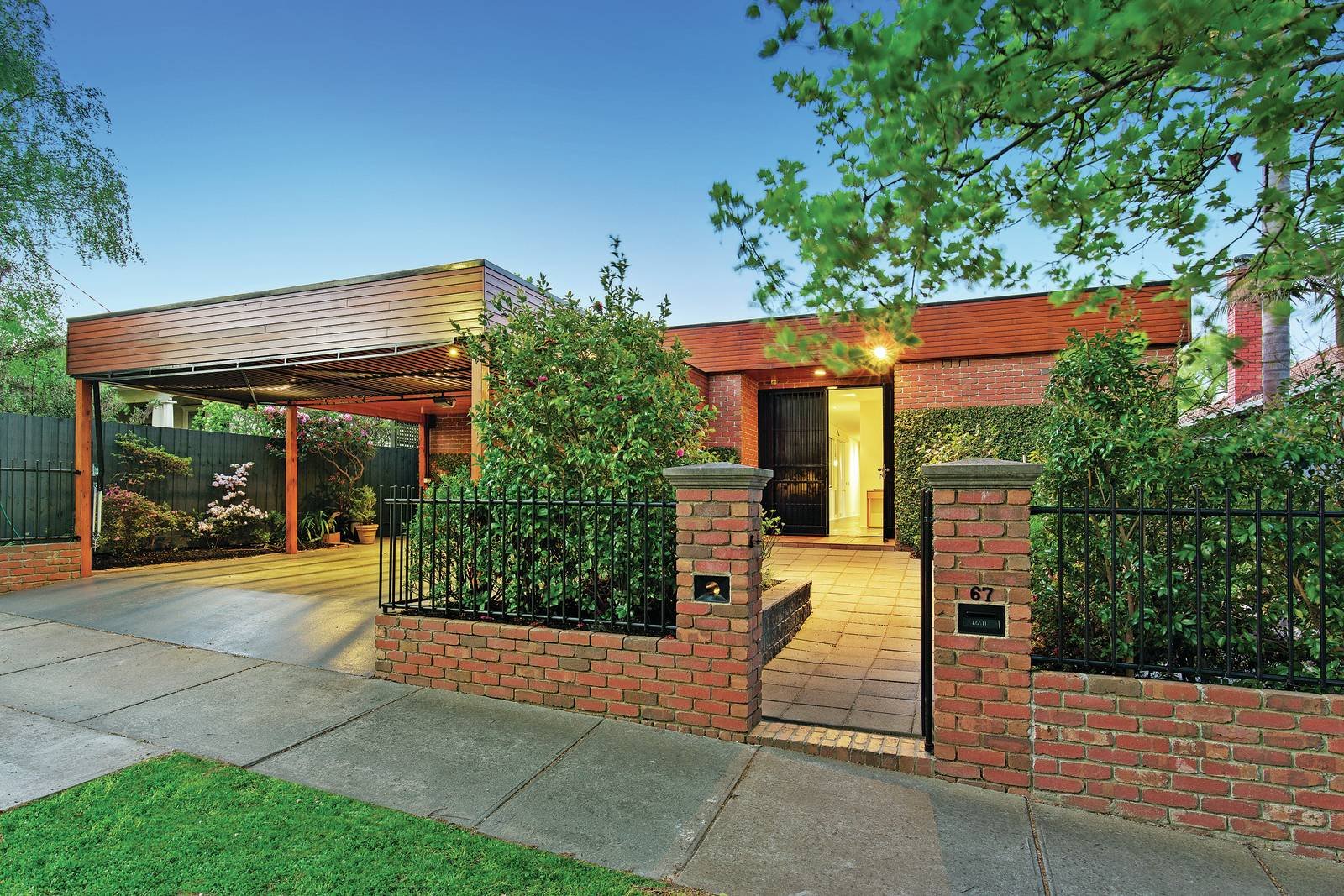 67 Manning Road, Malvern East, VIC