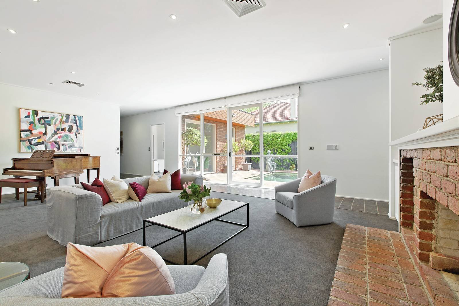 67 Manning Road, Malvern East, VIC