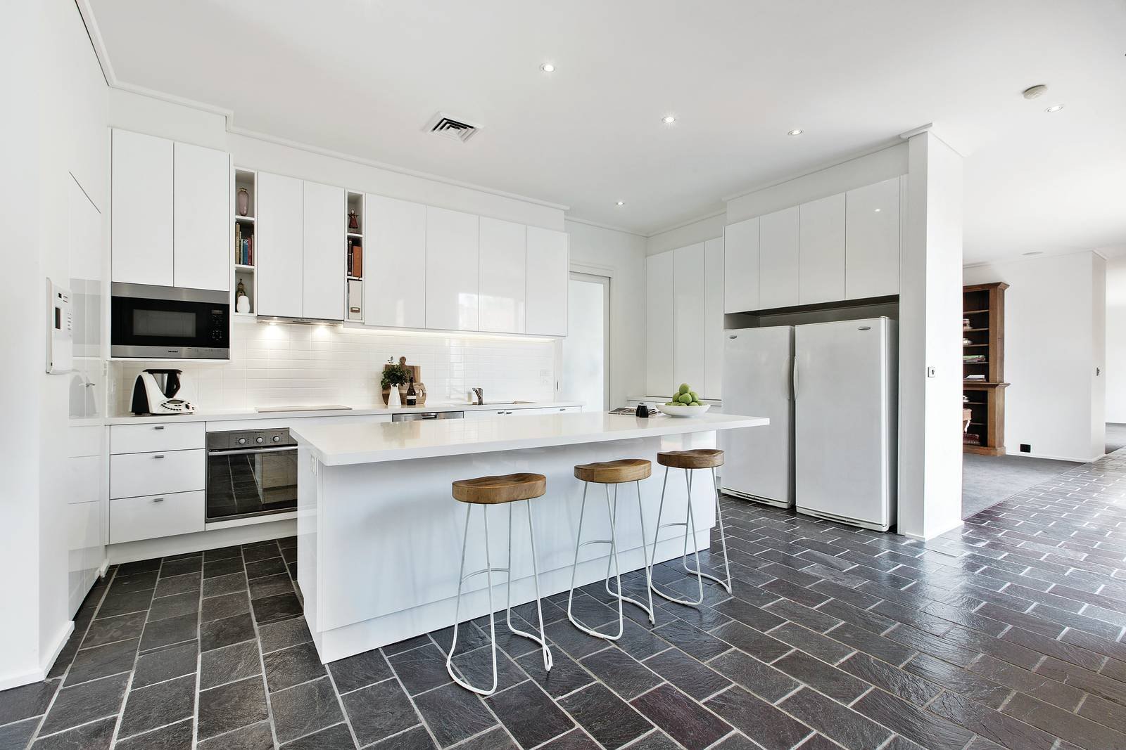 67 Manning Road, Malvern East, VIC