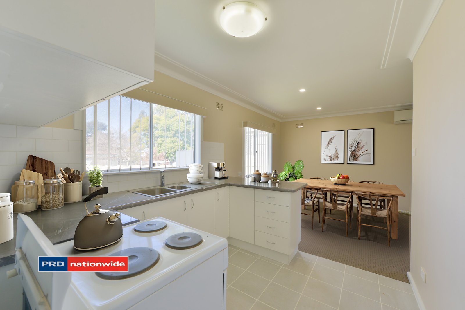 67 Oak Street TAMWORTH 4