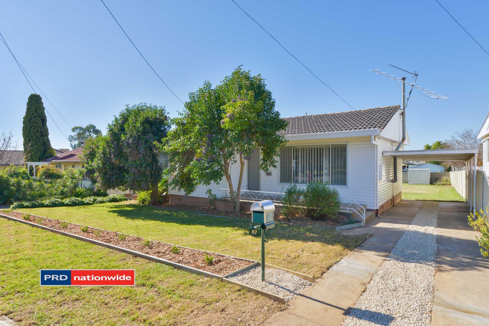 67 Oak Street TAMWORTH 8